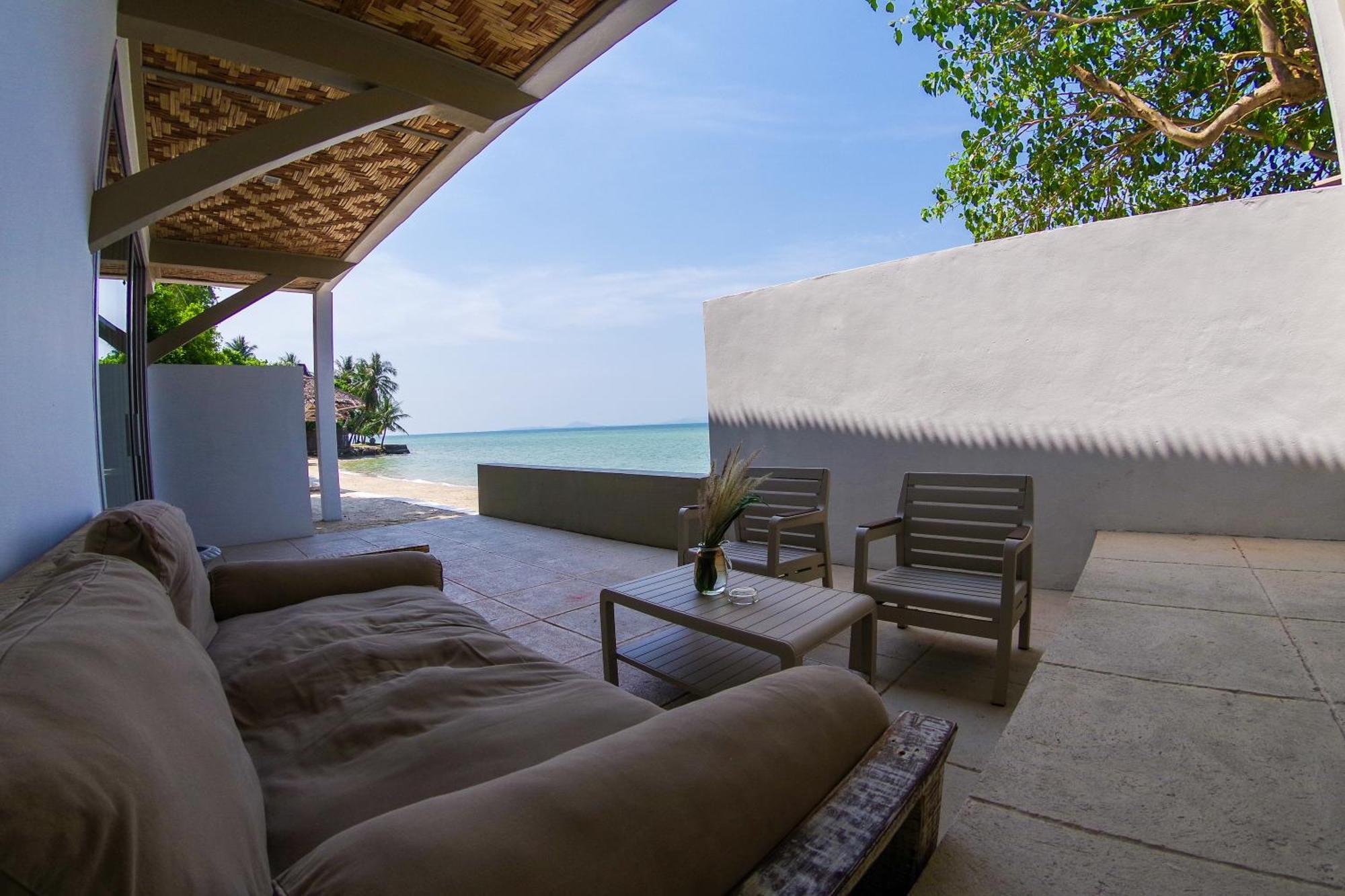 Milky Bay Resort Baan Tai Esterno foto